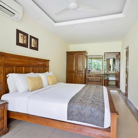 ซีเชล บีช สวีตส์ Hotel แคนโดลิม ภายนอก รูปภาพ