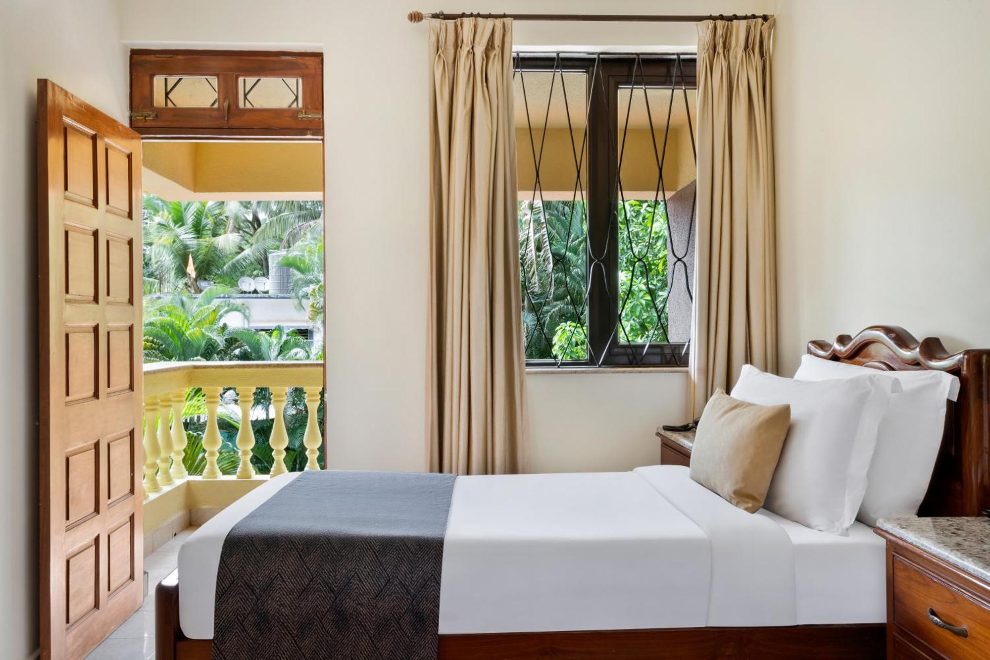 ซีเชล บีช สวีตส์ Hotel แคนโดลิม ภายนอก รูปภาพ