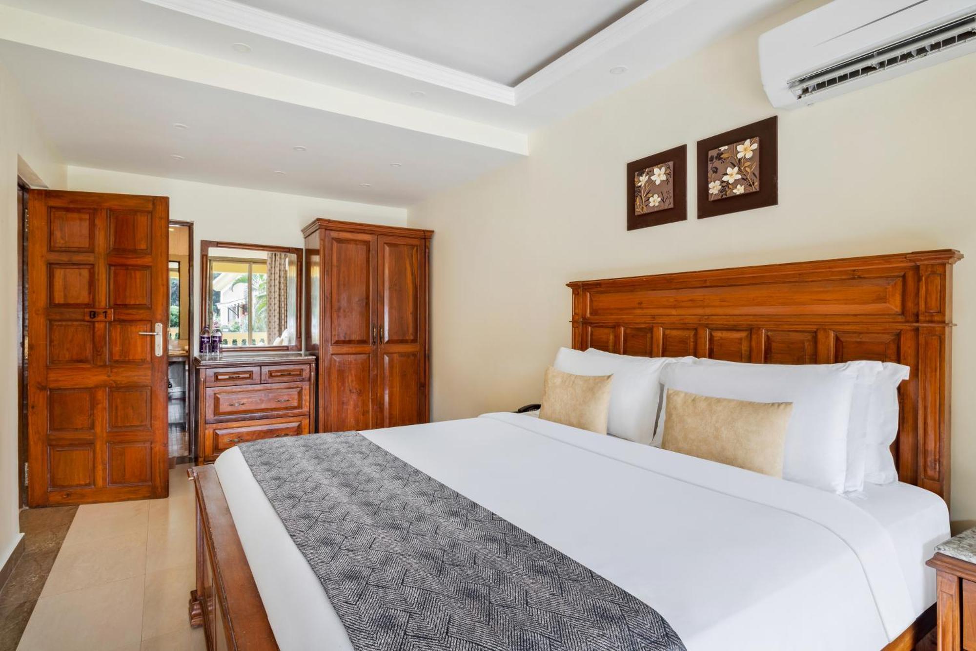 ซีเชล บีช สวีตส์ Hotel แคนโดลิม ภายนอก รูปภาพ
