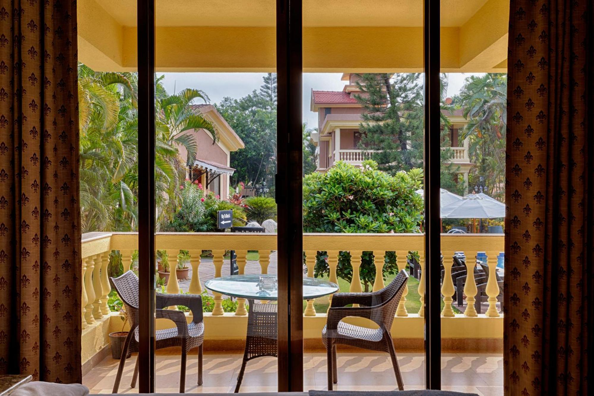 ซีเชล บีช สวีตส์ Hotel แคนโดลิม ภายนอก รูปภาพ